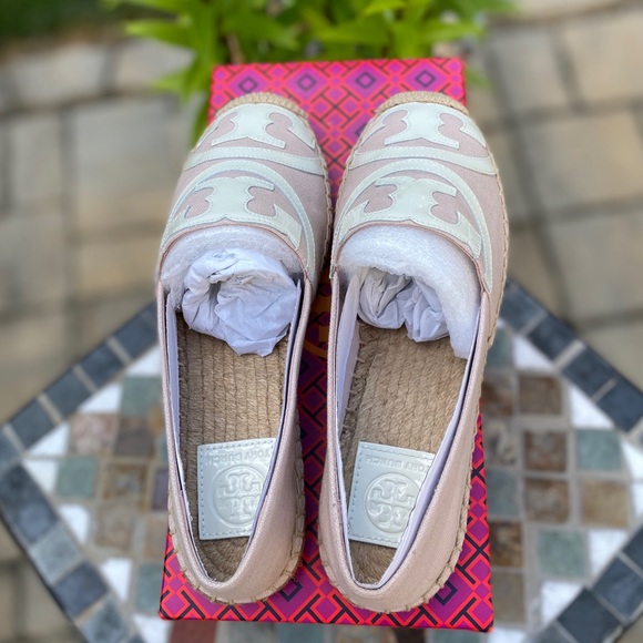 ✨LAST PAIR ✨ Tory Burch Poppy Logo Espadrille Flat - Picture 4 of 15